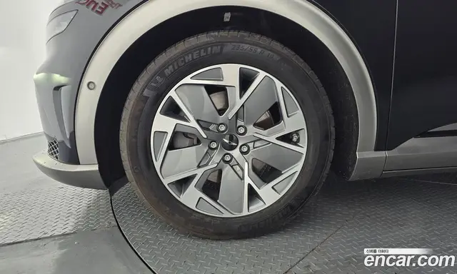 Genesis GV60 2022 0.1 автомат (гидро), миниатюра 5 Genesis GV60 2022 0.1 автомат (гидро), миниатюра 5