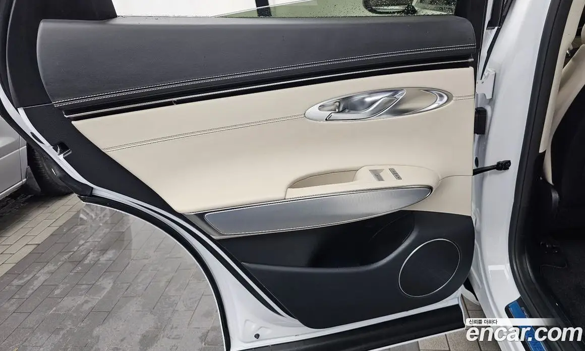 Genesis GV70 2021 2.5 автомат (гидро), фото 15