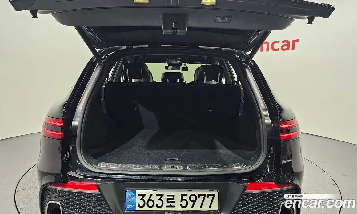Genesis GV70 2021 2.5 автомат (гидро), фото 25 Genesis GV70 2021 2.5 автомат (гидро), фото 25