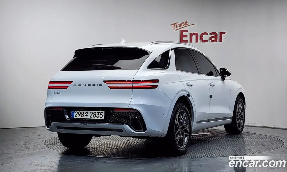 Genesis GV70 2022 2.5 автомат (гидро), фото 1 Genesis GV70 2022 2.5 автомат (гидро), фото 1