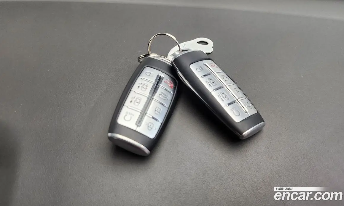 Genesis GV70 2022 2.5 автомат (гидро), фото 33 Genesis GV70 2022 2.5 автомат (гидро), фото 33