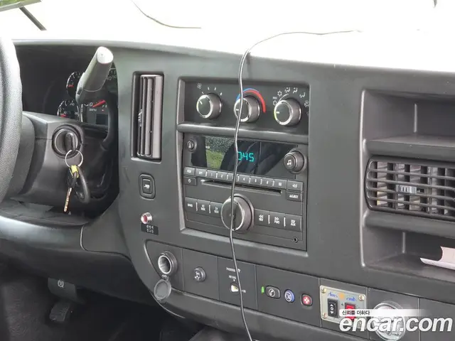 GMC Savana 2011 6.0 автомат (гидро), миниатюра 10 GMC Savana 2011 6.0 автомат (гидро), миниатюра 10