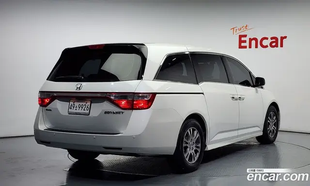 Honda Odyssey 2013 3.5 автомат (гидро), миниатюра 2 Honda Odyssey 2013 3.5 автомат (гидро), миниатюра 2
