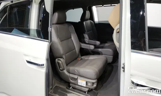Honda Odyssey 2013 3.5 автомат (гидро), миниатюра 12