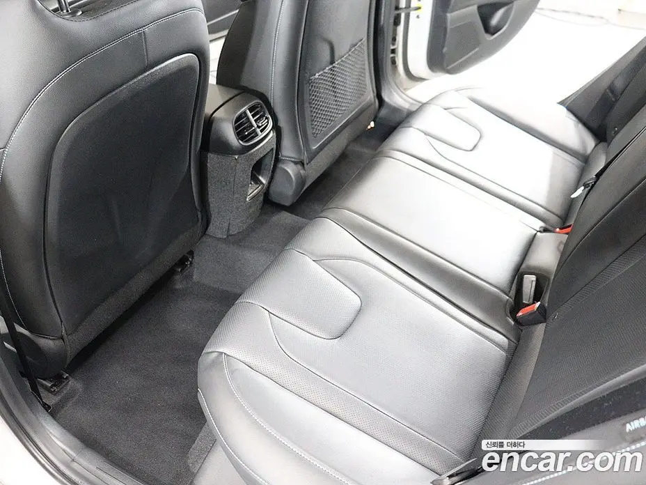 Hyundai Avante 2024 2.0 автомат (гидро), фото 8