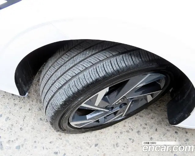 Hyundai Avante 2025 1.6 автомат (гидро), миниатюра 5 Hyundai Avante 2025 1.6 автомат (гидро), миниатюра 5