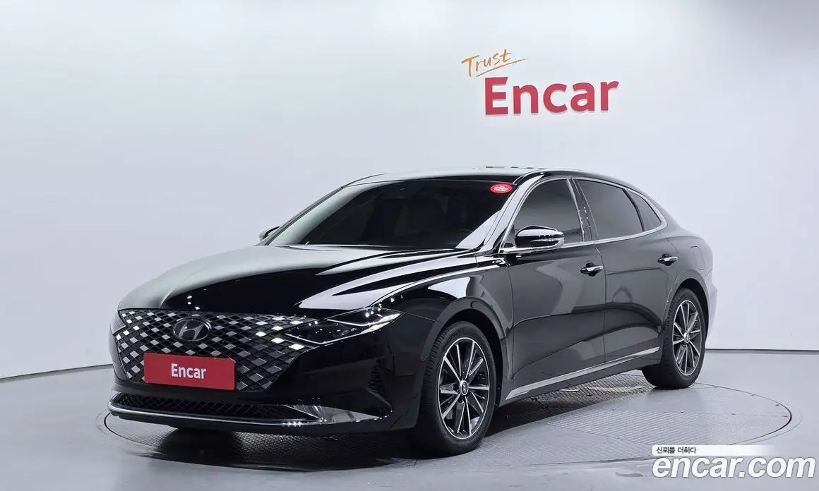 Hyundai Grandeur 2022 2.5 автомат (гидро), фото 1 Hyundai Grandeur 2022 2.5 автомат (гидро), фото 1