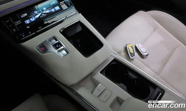 Hyundai Grandeur 2022 2.5 автомат (гидро), миниатюра 12