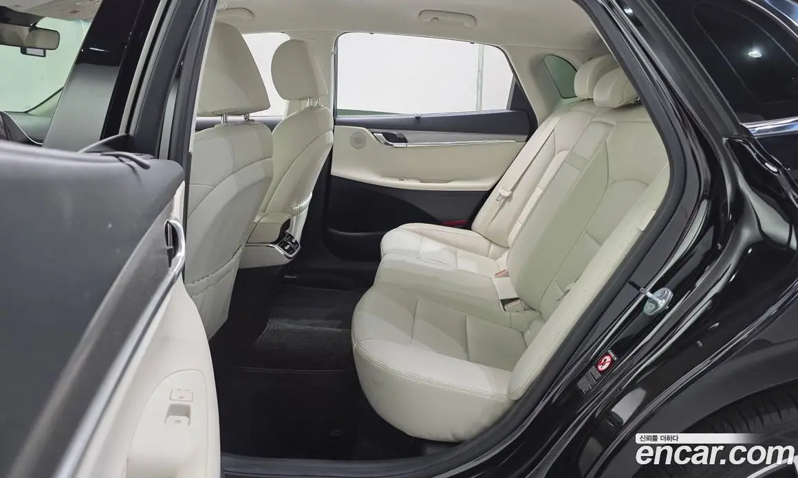 Hyundai Grandeur 2022 2.5 автомат (гидро), фото 18 Hyundai Grandeur 2022 2.5 автомат (гидро), фото 18