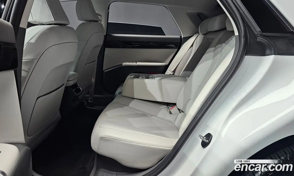 Hyundai Grandeur 2024 1.6 автомат (гидро), фото 18 Hyundai Grandeur 2024 1.6 автомат (гидро), фото 18