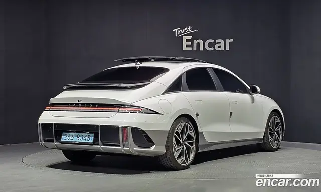 Hyundai Ioniq 6 2022 0.1 автомат (гидро), миниатюра 2