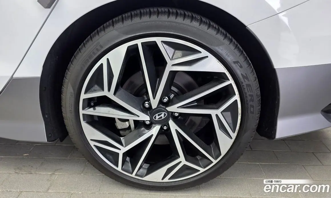 Hyundai Ioniq 6 2022 0.1 автомат (гидро), фото 7