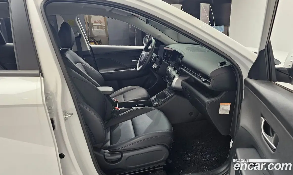 Hyundai Kona 2025 1.6 автомат (гидро), фото 15 Hyundai Kona 2025 1.6 автомат (гидро), фото 15
