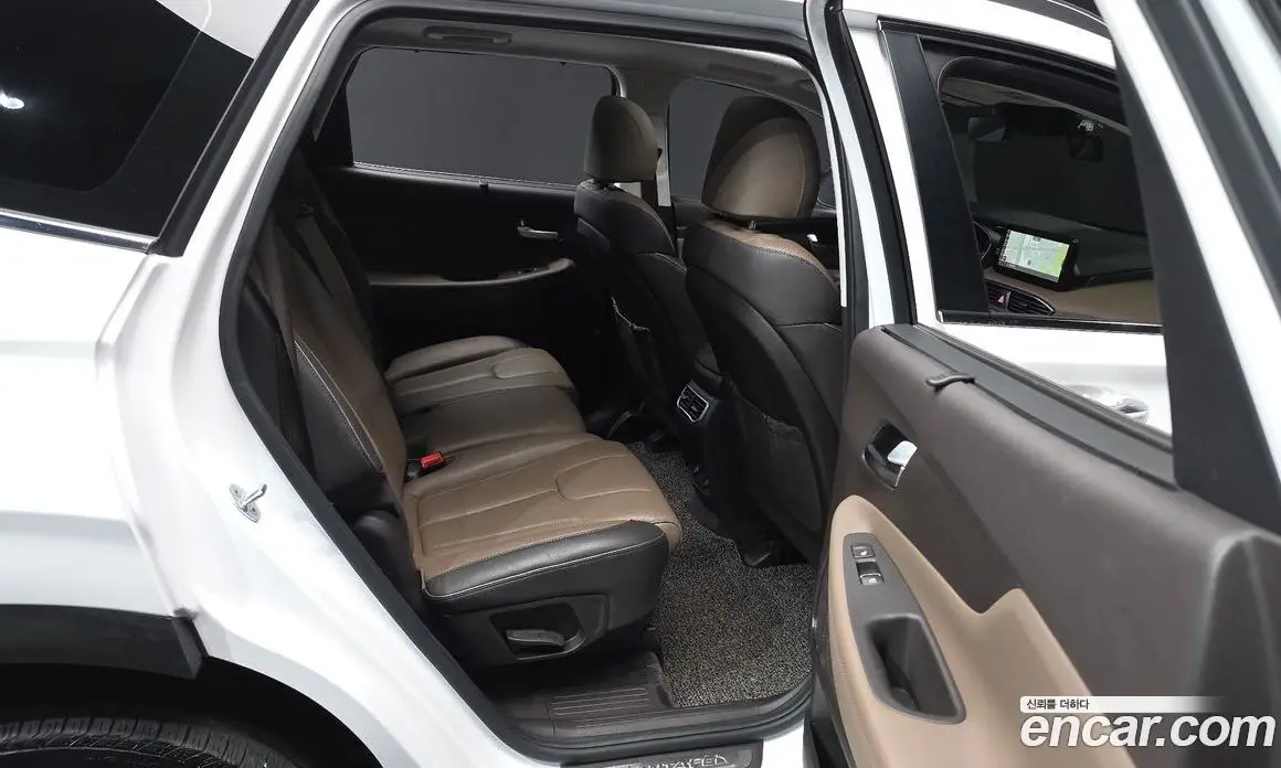 Hyundai Santa Fe 2021 2.5 автомат (гидро), фото 18 Hyundai Santa Fe 2021 2.5 автомат (гидро), фото 18