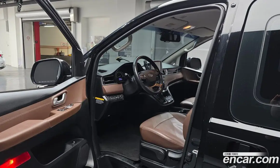 Hyundai Starex 2018 2.5 автомат (гидро), фото 13 Hyundai Starex 2018 2.5 автомат (гидро), фото 13