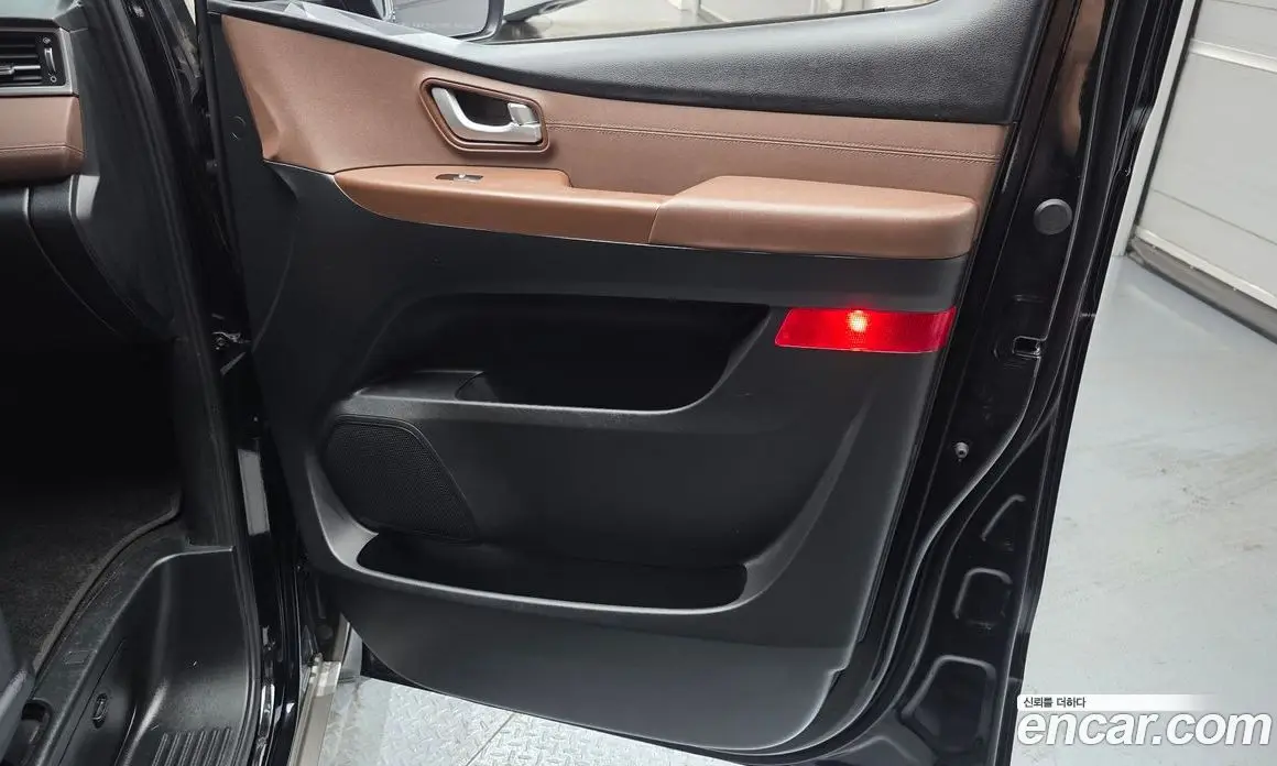 Hyundai Starex 2018 2.5 автомат (гидро), фото 15 Hyundai Starex 2018 2.5 автомат (гидро), фото 15