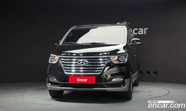 Hyundai Starex 2018 2.5 автомат (гидро), миниатюра 3 Hyundai Starex 2018 2.5 автомат (гидро), миниатюра 3