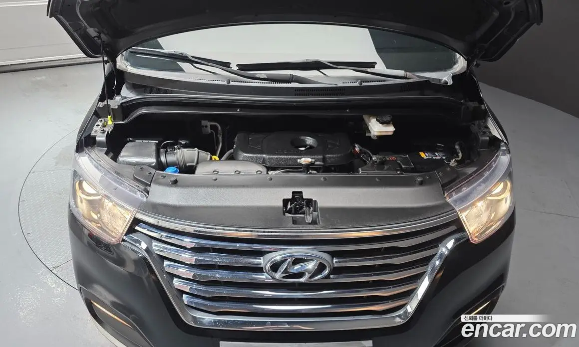 Hyundai Starex 2018 2.5 автомат (гидро), фото 6 Hyundai Starex 2018 2.5 автомат (гидро), фото 6