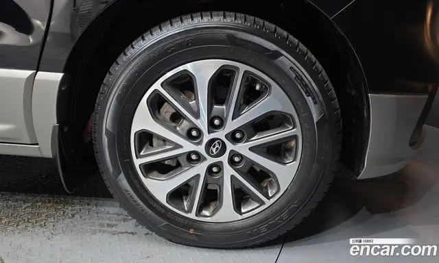 Hyundai Starex 2018 2.5 автомат (гидро), миниатюра 7 Hyundai Starex 2018 2.5 автомат (гидро), миниатюра 7