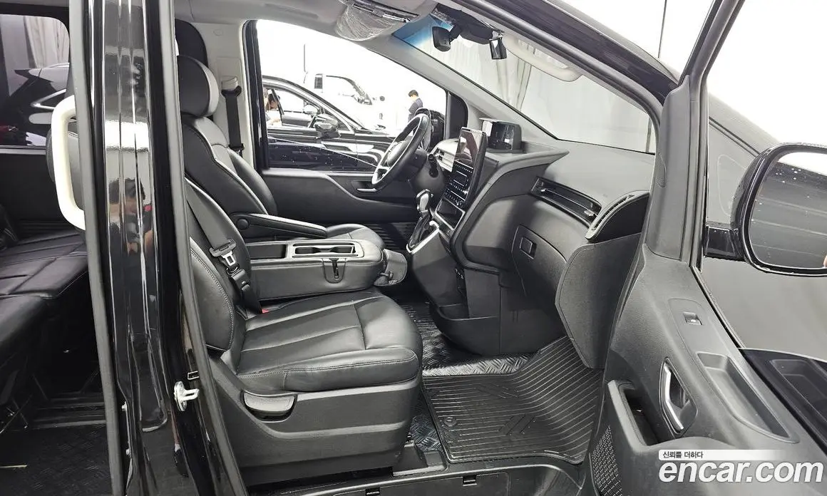 Hyundai Staria 2021 3.5 автомат (гидро), фото 17 Hyundai Staria 2021 3.5 автомат (гидро), фото 17