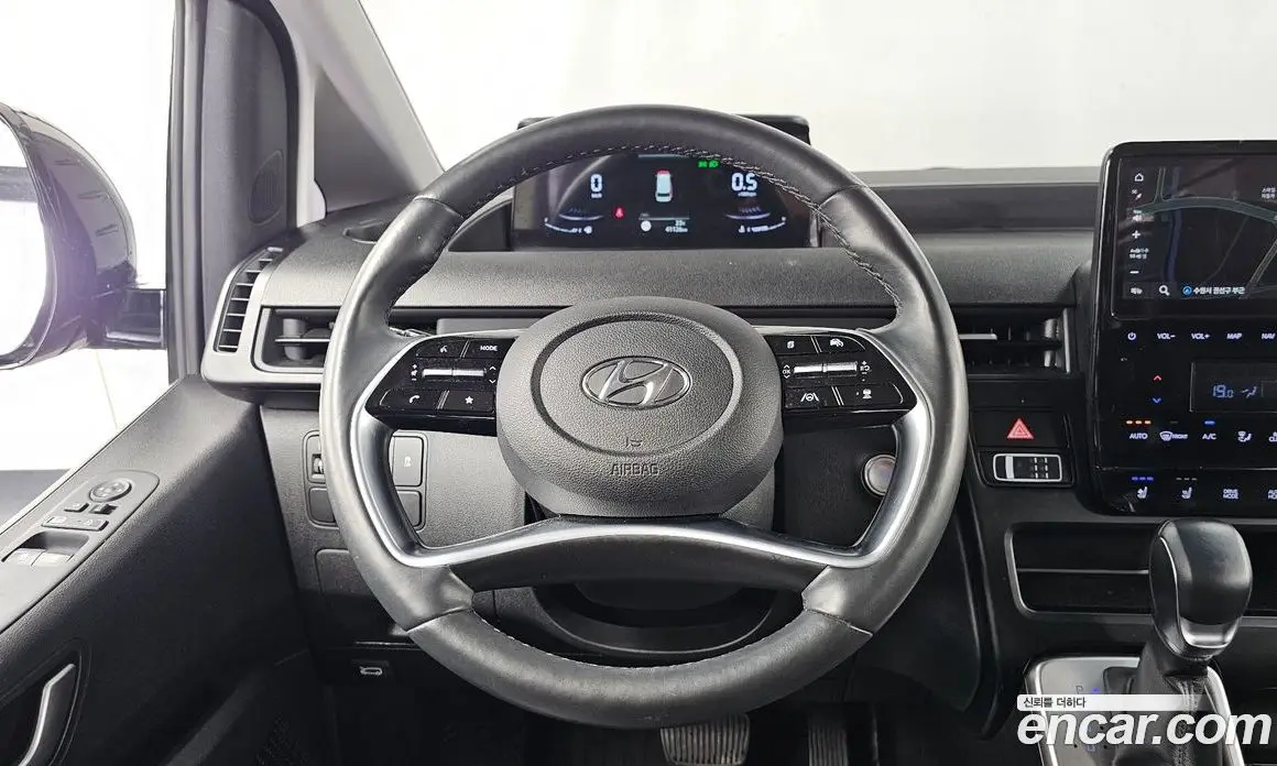 Hyundai Staria 2021 3.5 автомат (гидро), фото 19 Hyundai Staria 2021 3.5 автомат (гидро), фото 19