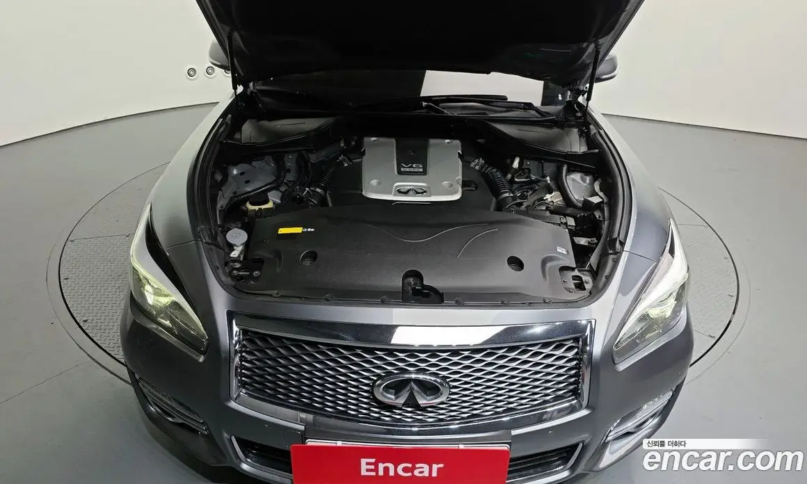 Infiniti Q70 2016 3.7 автомат (гидро), фото 6 Infiniti Q70 2016 3.7 автомат (гидро), фото 6