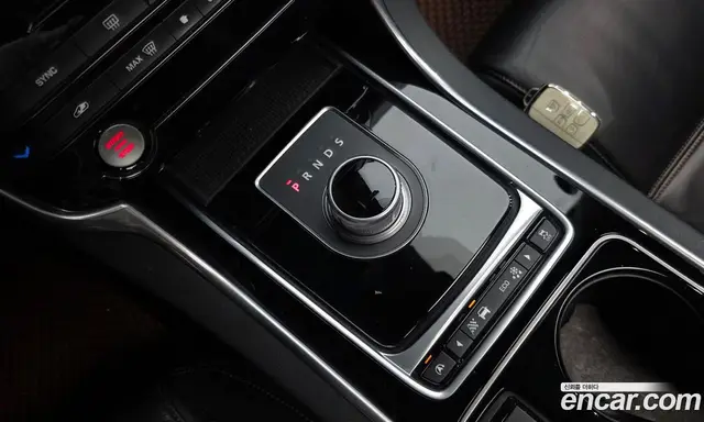 Jaguar XE 2015 2.0 автомат (гидро), миниатюра 11 Jaguar XE 2015 2.0 автомат (гидро), миниатюра 11