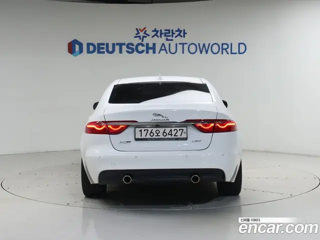 Jaguar XF 2016 3.0 автомат (гидро), миниатюра 4 Jaguar XF 2016 3.0 автомат (гидро), миниатюра 4