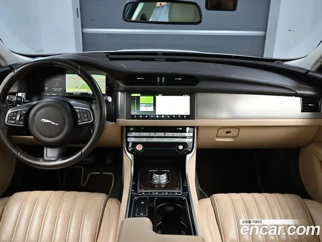 Jaguar XF 2016 3.0 автомат (гидро), миниатюра 7 Jaguar XF 2016 3.0 автомат (гидро), миниатюра 7
