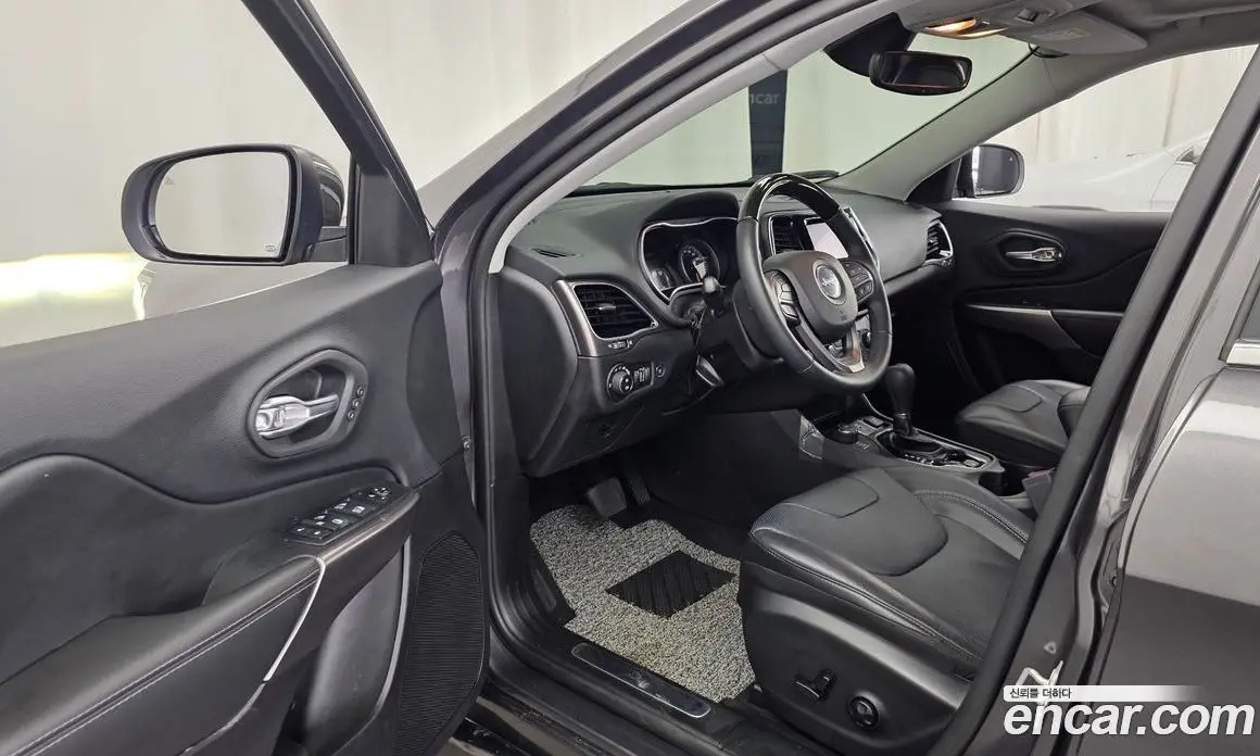 Jeep Cherokee 2020 3.2 автомат (гидро), фото 13 Jeep Cherokee 2020 3.2 автомат (гидро), фото 13