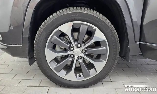 Jeep Cherokee 2020 3.2 автомат (гидро), миниатюра 5 Jeep Cherokee 2020 3.2 автомат (гидро), миниатюра 5