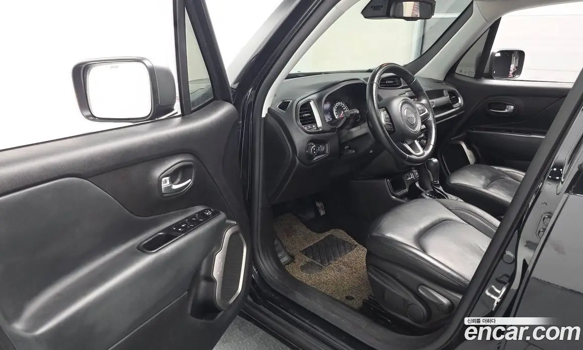 Jeep Renegade 2021 2.4 автомат (гидро), фото 12 Jeep Renegade 2021 2.4 автомат (гидро), фото 12