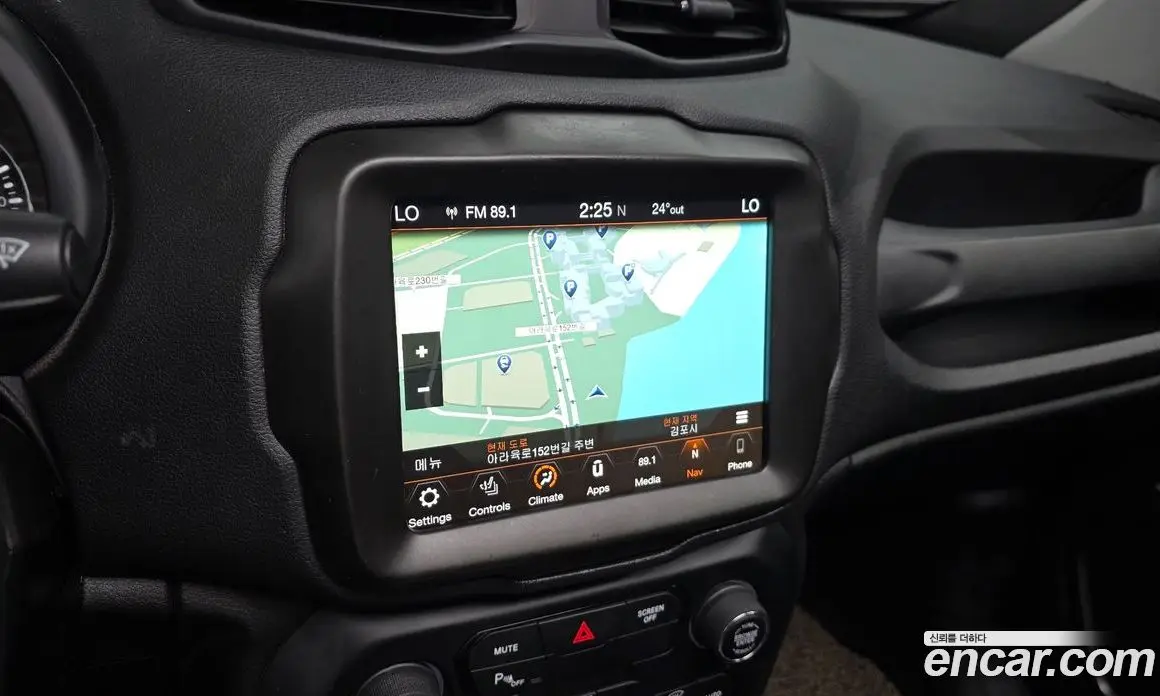 Jeep Renegade 2021 2.4 автомат (гидро), фото 18 Jeep Renegade 2021 2.4 автомат (гидро), фото 18