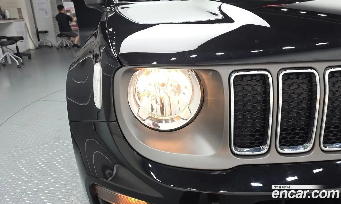 Jeep Renegade 2021 2.4 автомат (гидро), фото 7 Jeep Renegade 2021 2.4 автомат (гидро), фото 7