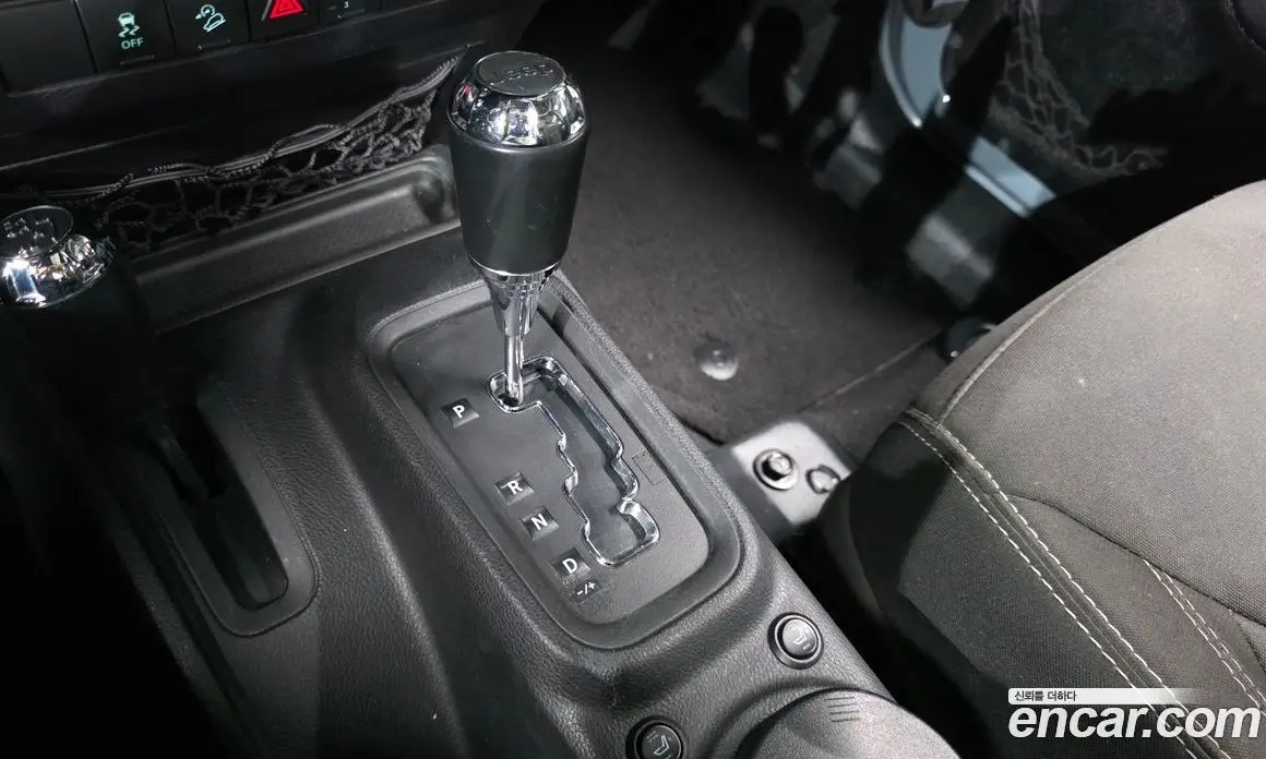 Jeep Wrangler 2014 2.8 автомат (гидро), фото 9 Jeep Wrangler 2014 2.8 автомат (гидро), фото 9