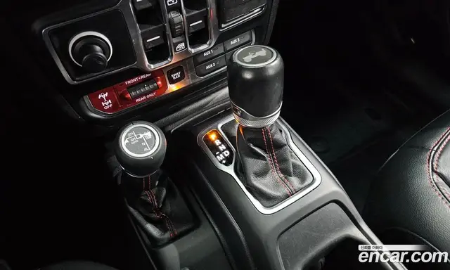 Jeep Wrangler 2020 2.0 автомат (гидро), миниатюра 11 Jeep Wrangler 2020 2.0 автомат (гидро), миниатюра 11