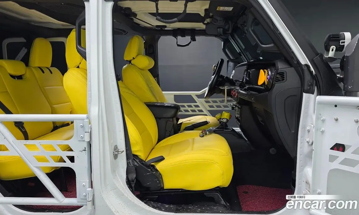 Jeep Wrangler 2020 2.0 автомат (гидро), фото 16 Jeep Wrangler 2020 2.0 автомат (гидро), фото 16