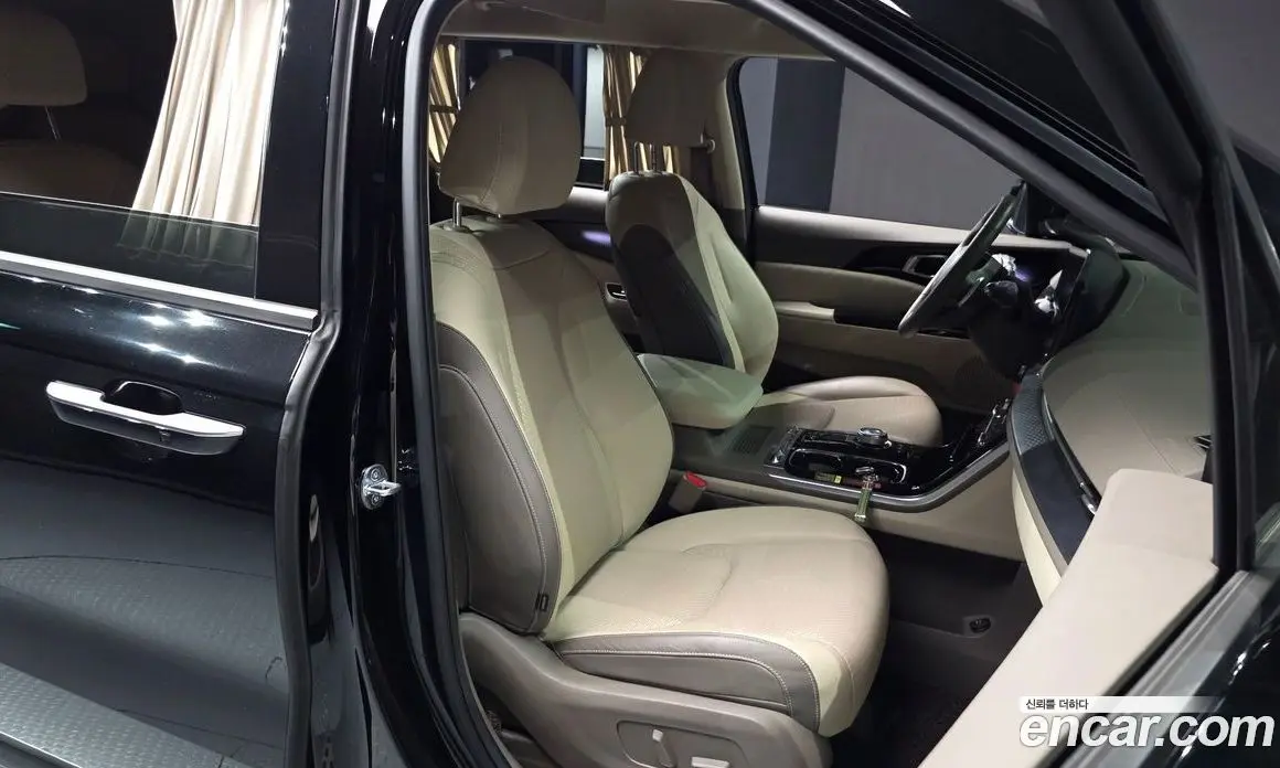 Kia Carnival 2023 3.5 автомат (гидро), фото 12 Kia Carnival 2023 3.5 автомат (гидро), фото 12