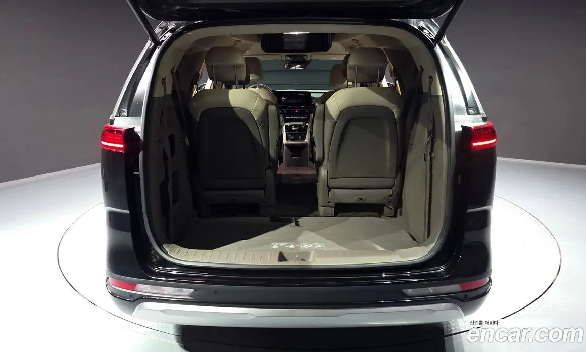 Kia Carnival 2023 3.5 автомат (гидро), фото 20 Kia Carnival 2023 3.5 автомат (гидро), фото 20