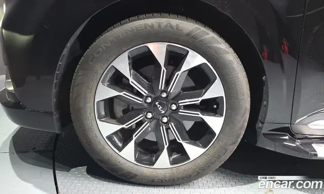 Kia Carnival 2023 3.5 автомат (гидро), миниатюра 5 Kia Carnival 2023 3.5 автомат (гидро), миниатюра 5