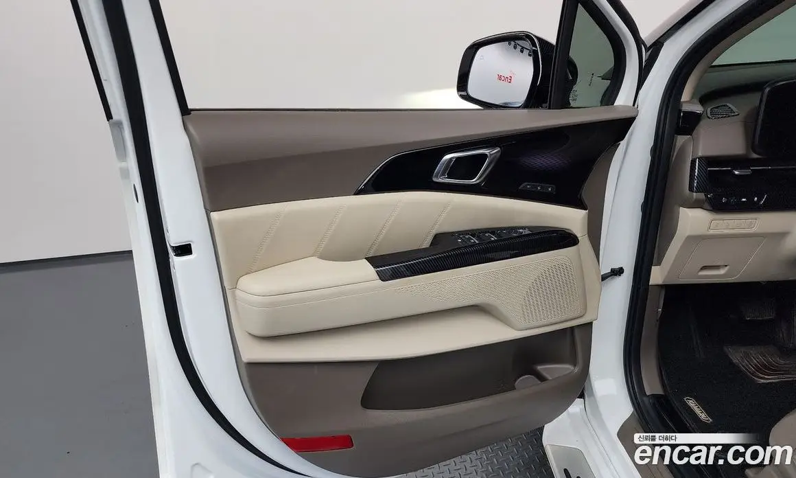 Kia Carnival 2023 2.2 автомат (гидро), фото 14 Kia Carnival 2023 2.2 автомат (гидро), фото 14