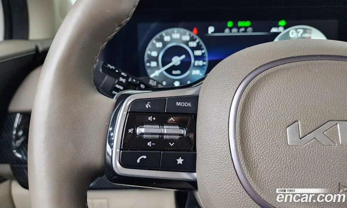 Kia Carnival 2023 2.2 автомат (гидро), фото 22 Kia Carnival 2023 2.2 автомат (гидро), фото 22