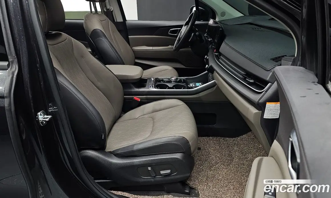 Kia Carnival 2024 1.6 автомат (гидро), фото 15 Kia Carnival 2024 1.6 автомат (гидро), фото 15