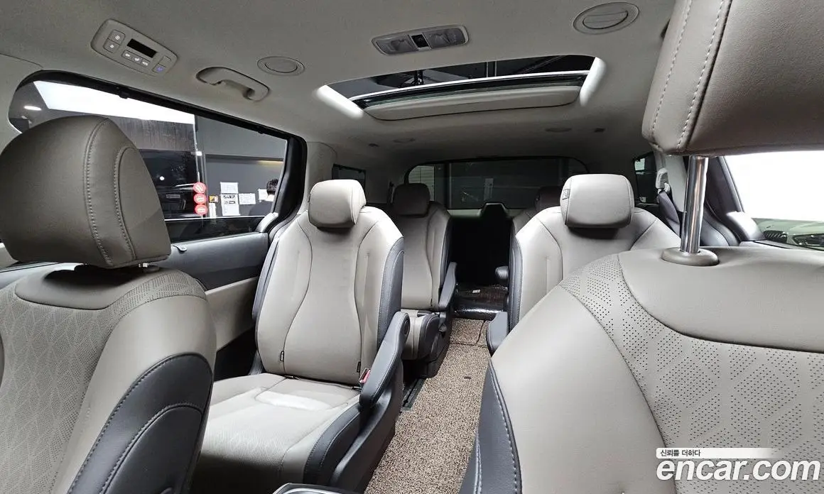 Kia Carnival 2024 1.6 автомат (гидро), фото 33 Kia Carnival 2024 1.6 автомат (гидро), фото 33