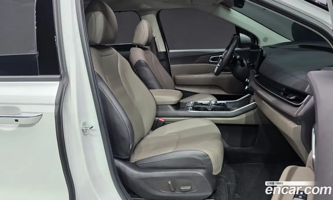 Kia Carnival 2024 2.2 автомат (гидро), фото 16
