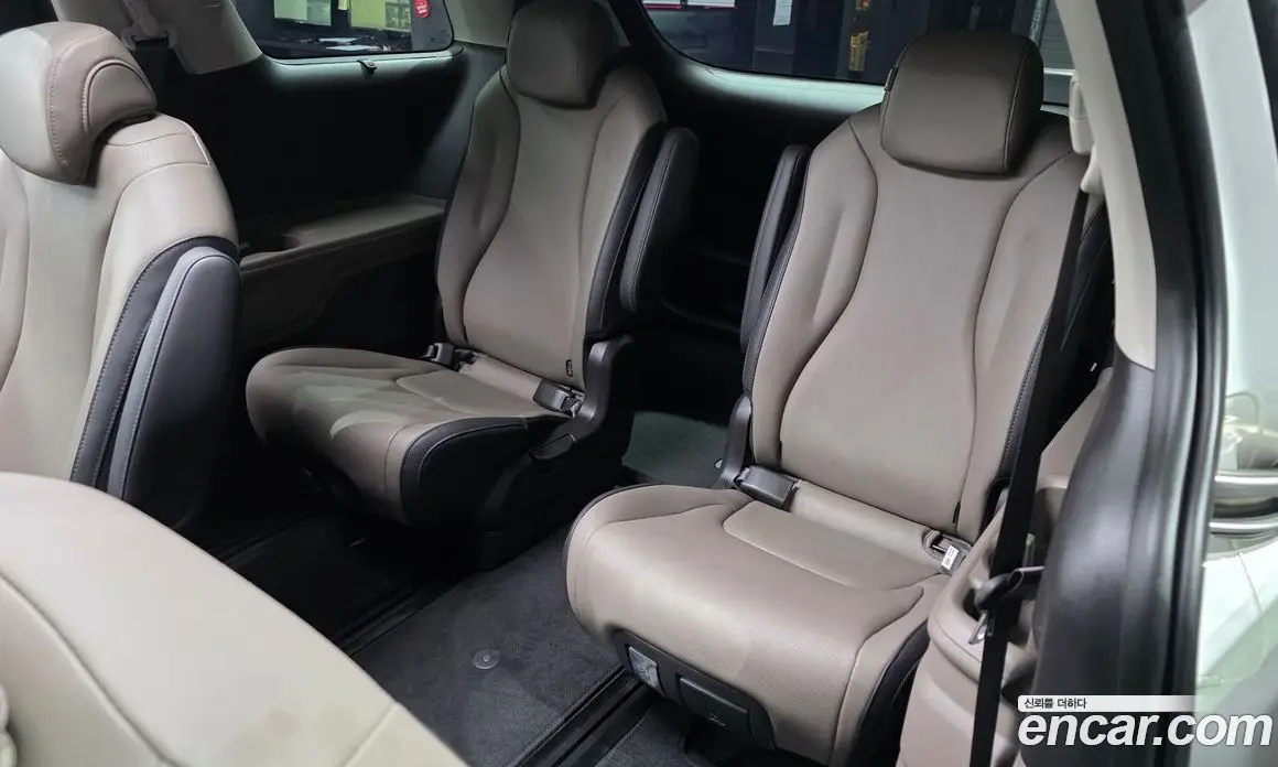 Kia Carnival 2024 2.2 автомат (гидро), фото 17