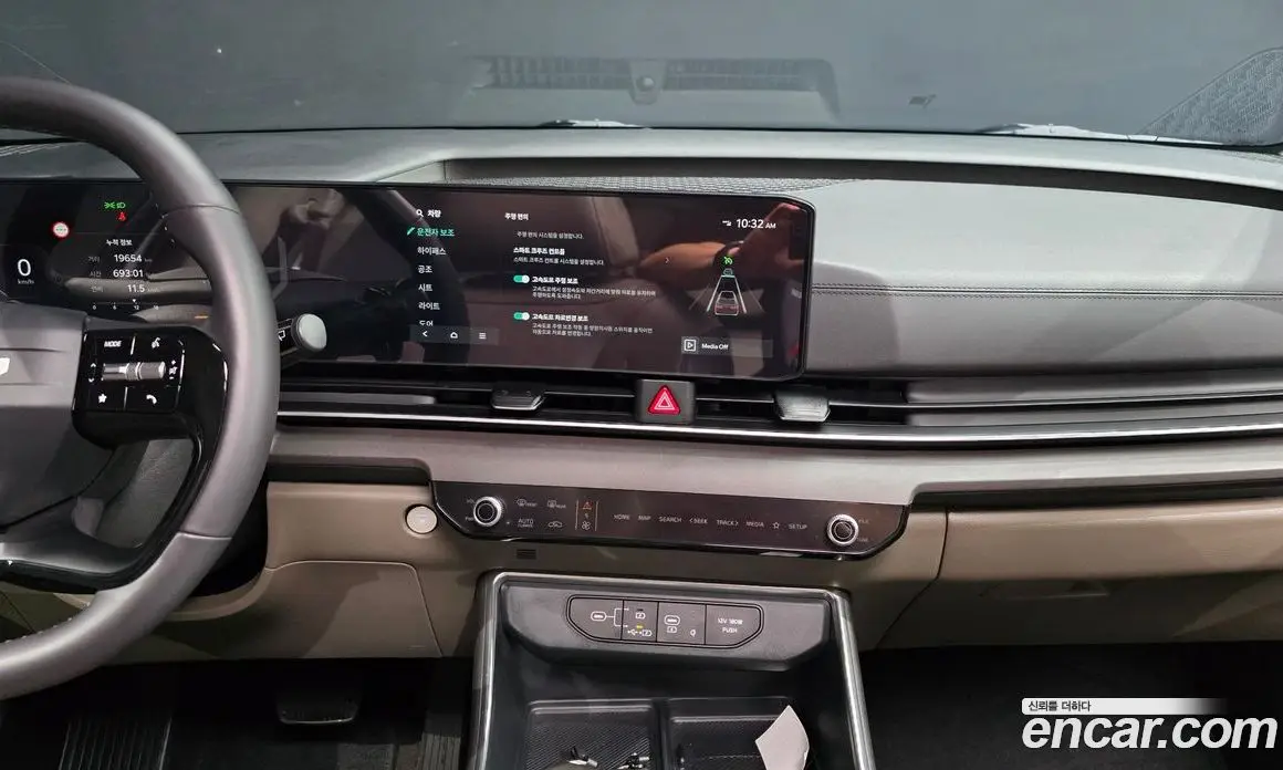 Kia Carnival 2024 2.2 автомат (гидро), фото 27