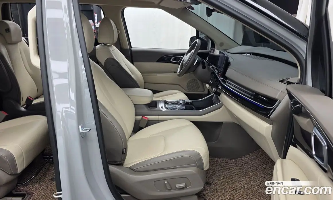 Kia Carnival 2024 3.5 автомат (гидро), фото 17 Kia Carnival 2024 3.5 автомат (гидро), фото 17