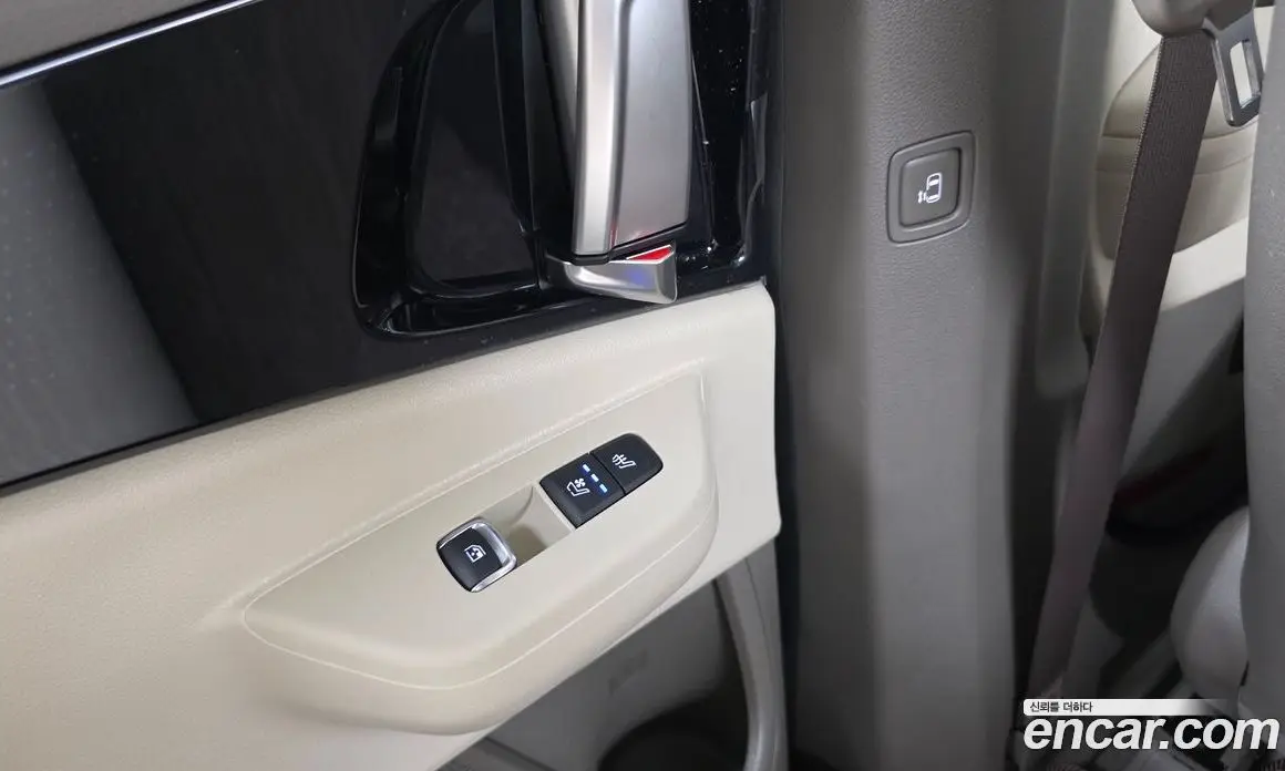 Kia Carnival 2024 3.5 автомат (гидро), фото 24 Kia Carnival 2024 3.5 автомат (гидро), фото 24