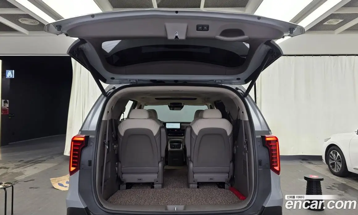 Kia Carnival 2024 3.5 автомат (гидро), фото 26 Kia Carnival 2024 3.5 автомат (гидро), фото 26